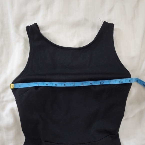Lulus Little Black Skater Dress with Low-Cut Back Size XS NWT - Picture 4 of 8